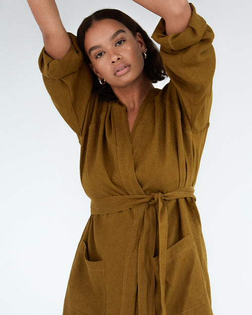 100% French Flax Linen Shorts in Charcoal