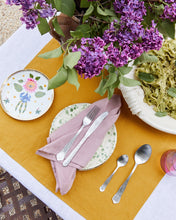 Load image into Gallery viewer, 100% Linen Napkins in Lavender (Set of Four)