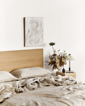 Load image into Gallery viewer, Charcoal 100% French Flax Linen Throw