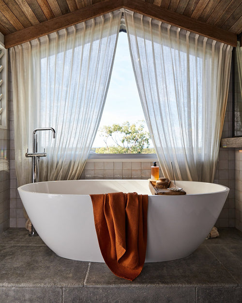 100% Linen Waffle Bath Towel in Rust