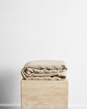 Load image into Gallery viewer, Oatmeal 100% French Flax Linen Throw