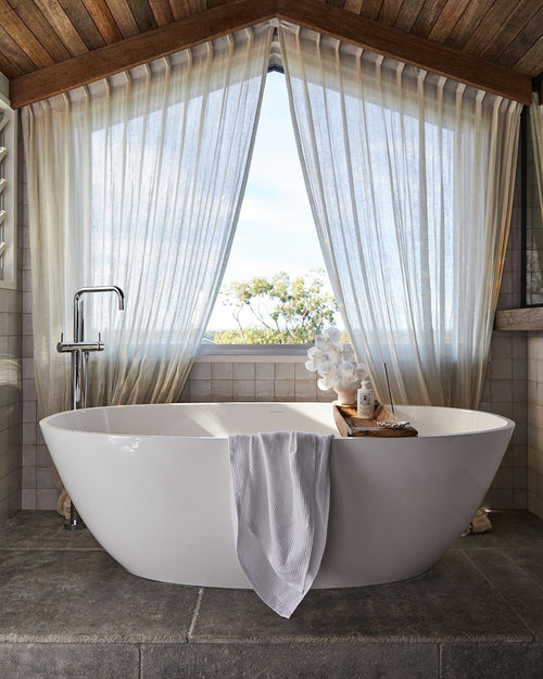 100% Linen Waffle Bath Towel in White