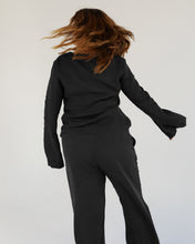 Load image into Gallery viewer, 100% French Flax Linen Top in Charcoal