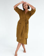 Load image into Gallery viewer, 100% French Flax Linen Shorts in Charcoal