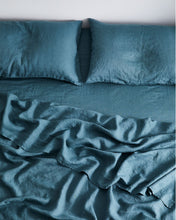 Load image into Gallery viewer, Petrol 100% Flax Linen Sheet Set