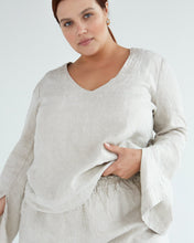 Load image into Gallery viewer, 100% French Flax Linen Top in Oatmeal