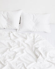 Load image into Gallery viewer, white-02