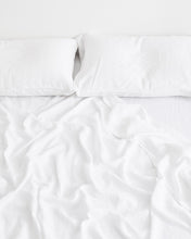 Load image into Gallery viewer, White 100% Flax Linen Fitted Sheet